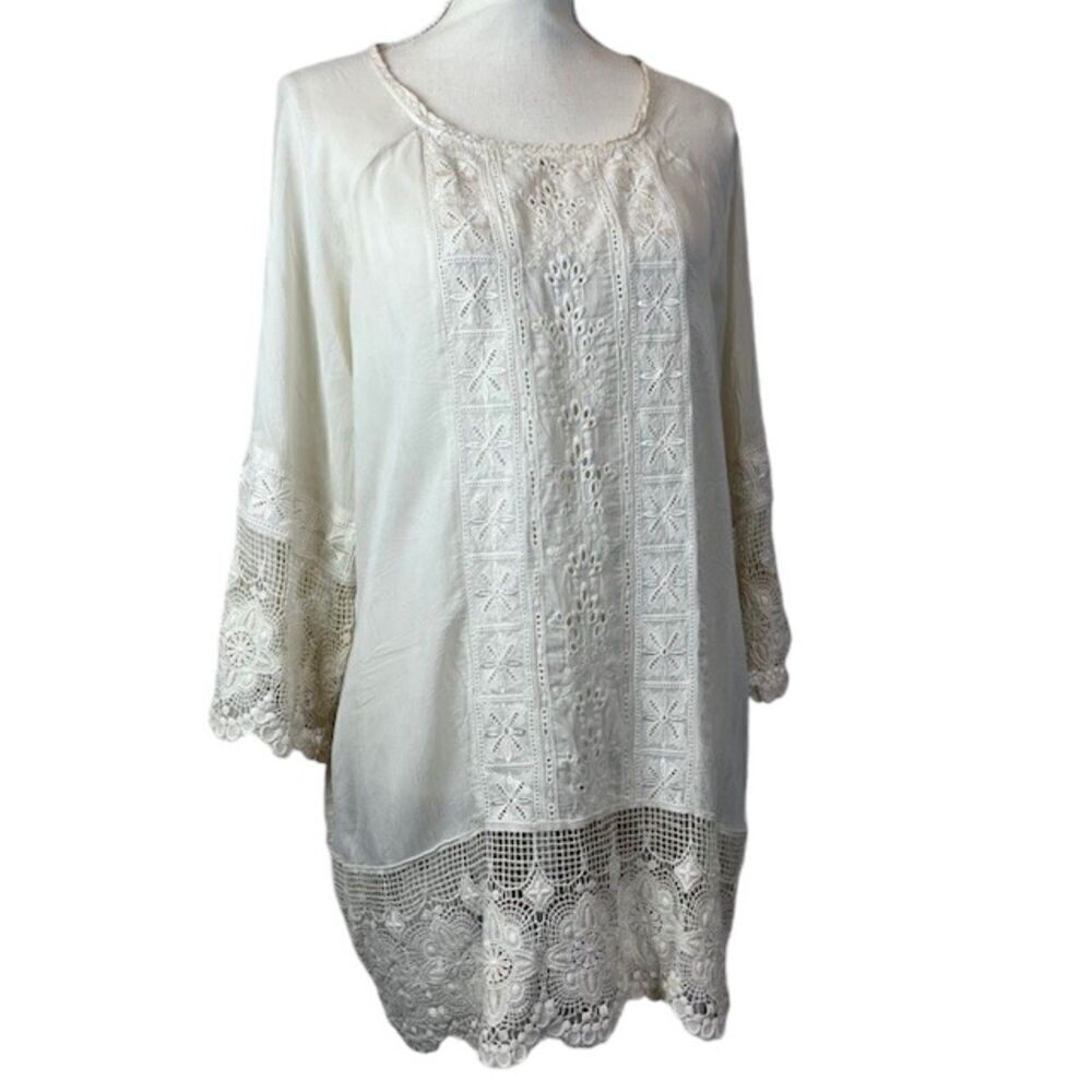 Johnny Was Cupra Rayon Eyelet Lace‎ Trimmed Tunic Top Creamy White Size Medium